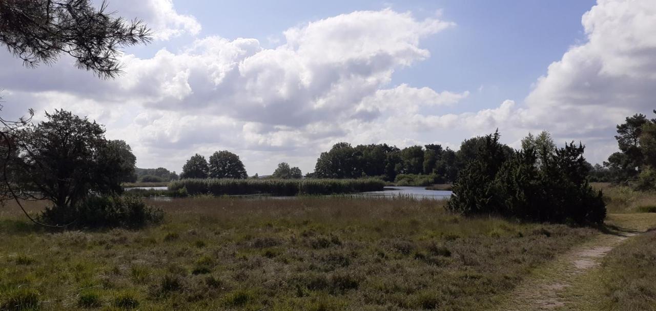 Drentse bungalow in natuur en rust Spier Buitenkant foto